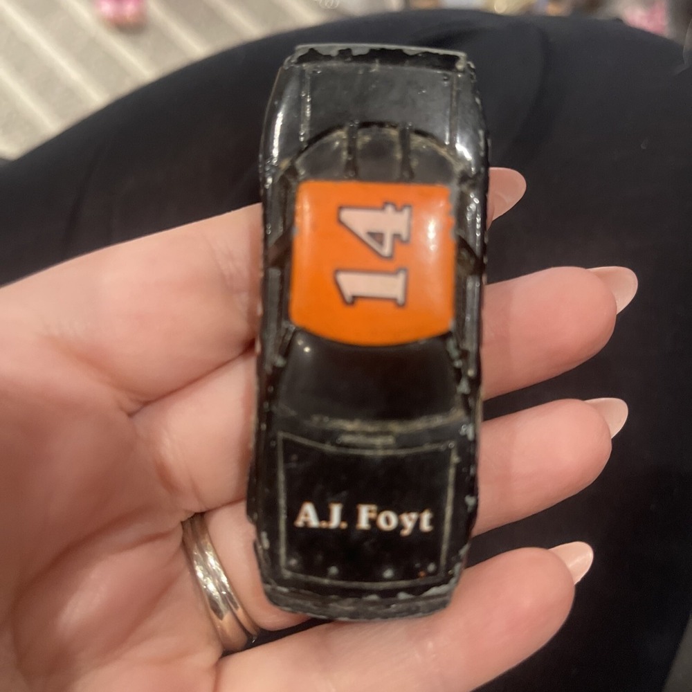 A.J.‎ Foyt 1989 Racing Champions #14 Oldsmobile 1:64 scale Car Black